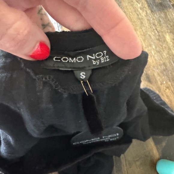 NWT Como NO? by BIZ Black Button Down Crop Boho Blouse Size Small - Picture 10 of 10